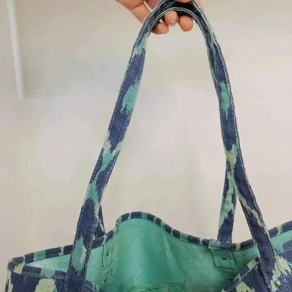 Stella & Dot Blue Diamond Printed Canvas Tote Bag - Picture 7 of 10